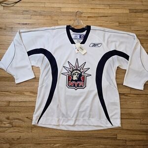NWT Vintage Deadstock Reebok New York Rangers CCM NHL Lady Liberty Jersey XL